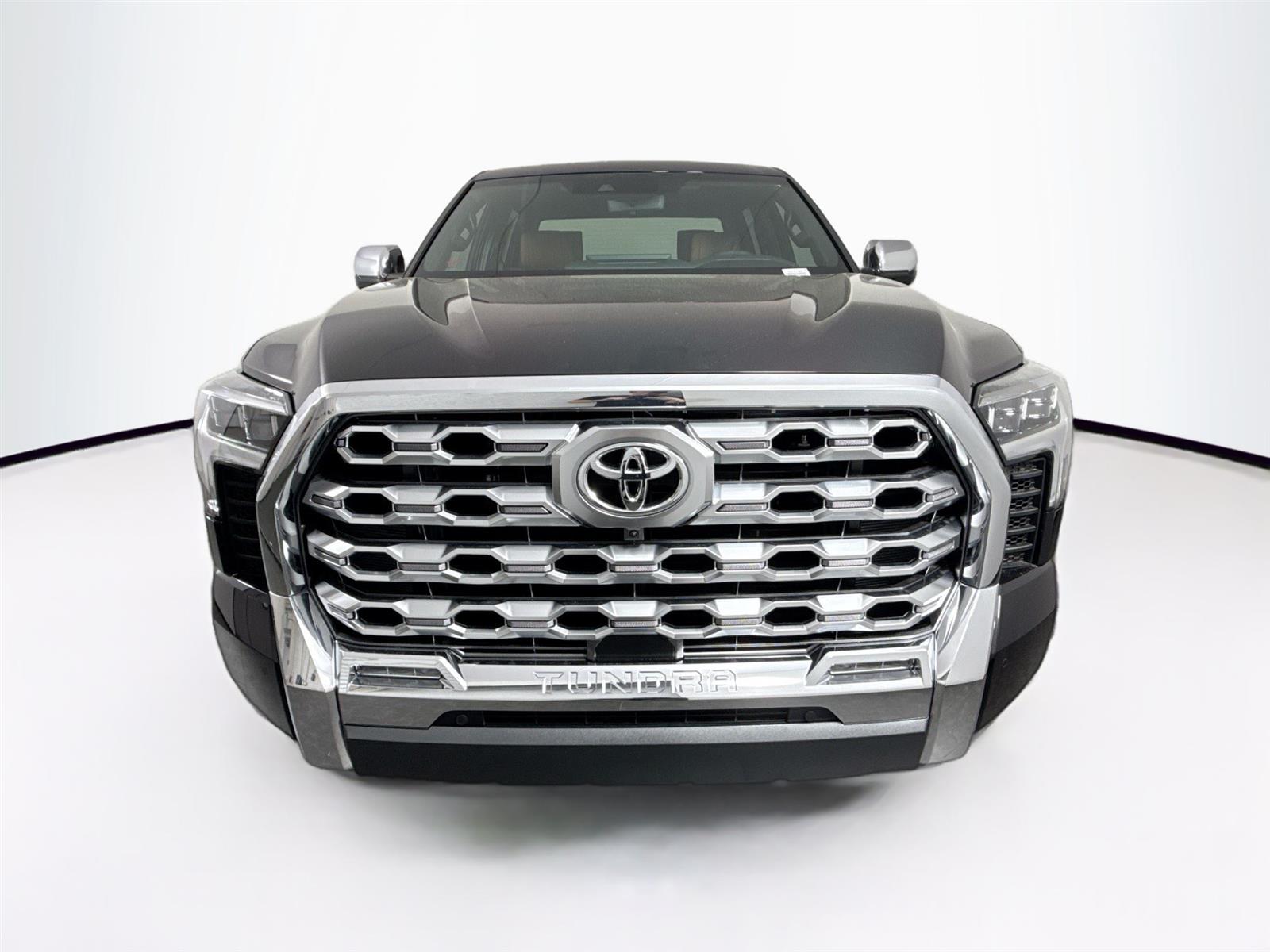 Vehicle image 3 of 44