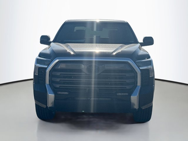 Vehicle image 2 of 37