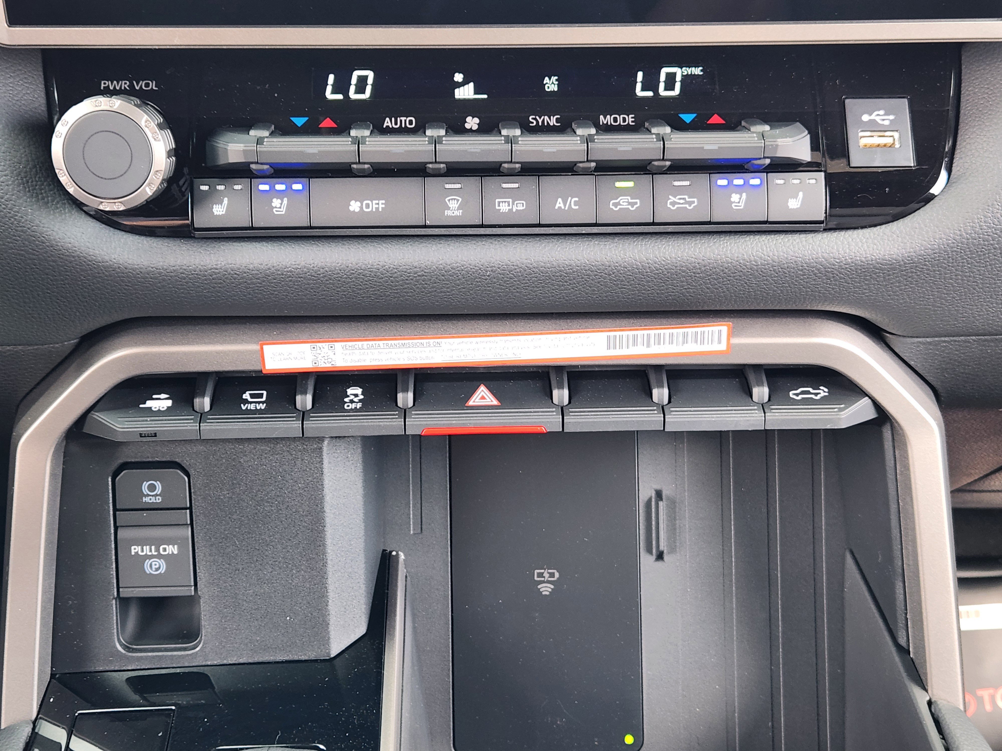 Vehicle image 14 of 23