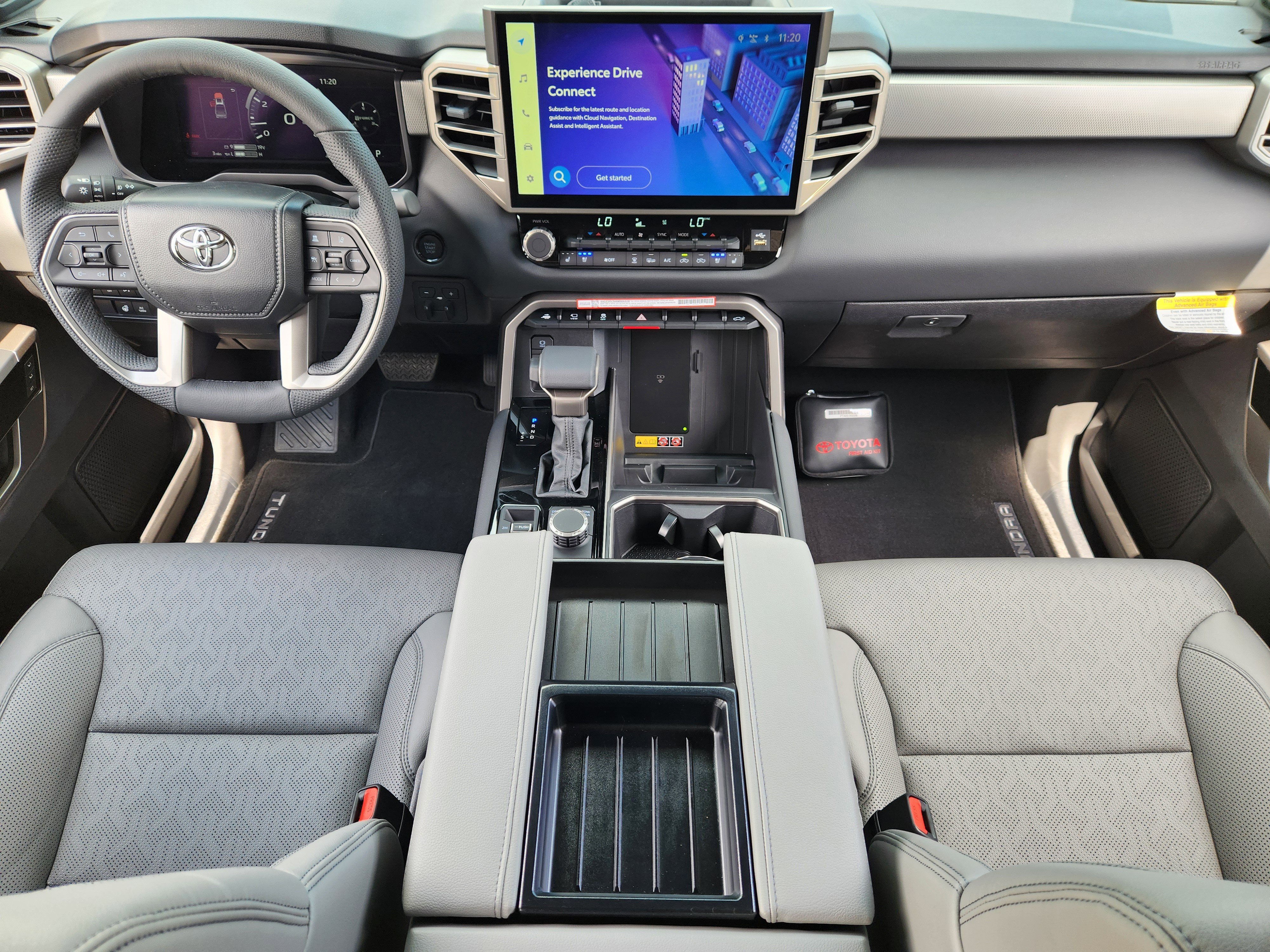 Vehicle image 19 of 23
