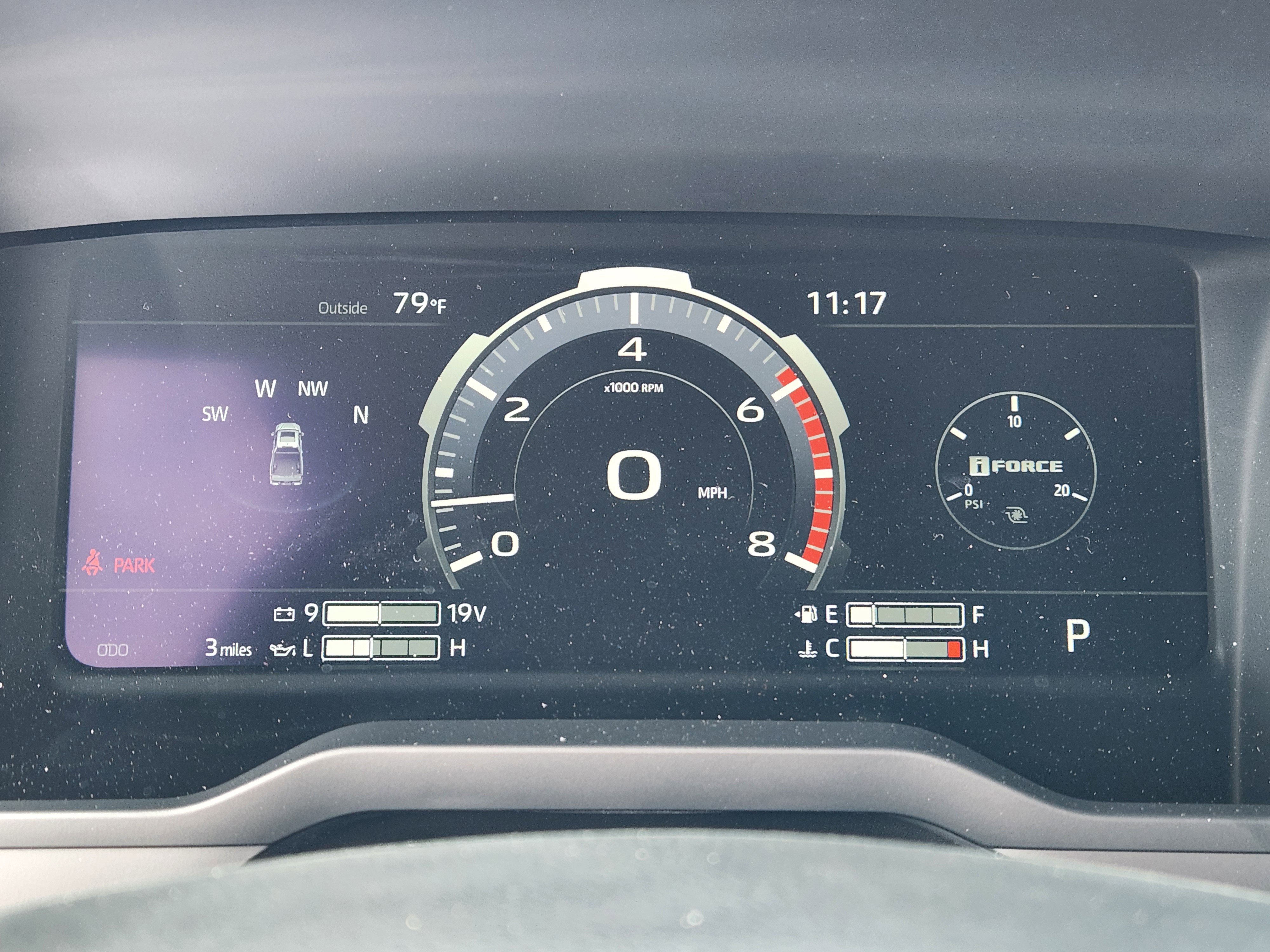 Vehicle image 11 of 23