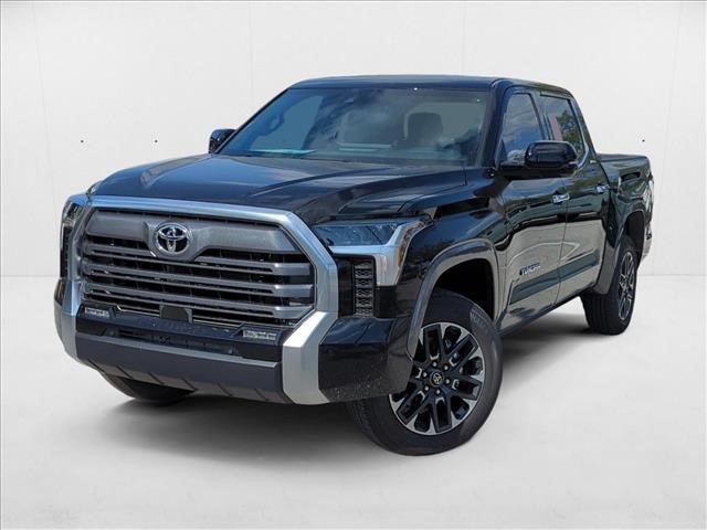 2025 Toyota Tundra Limited Image 1 of 17
