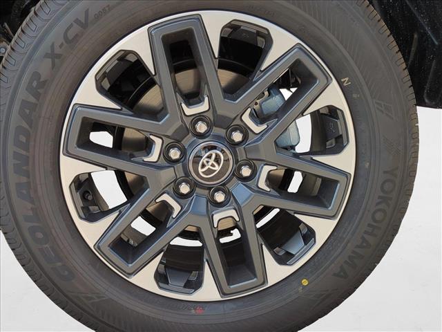 2025 Toyota Tundra Limited Image 9 of 17