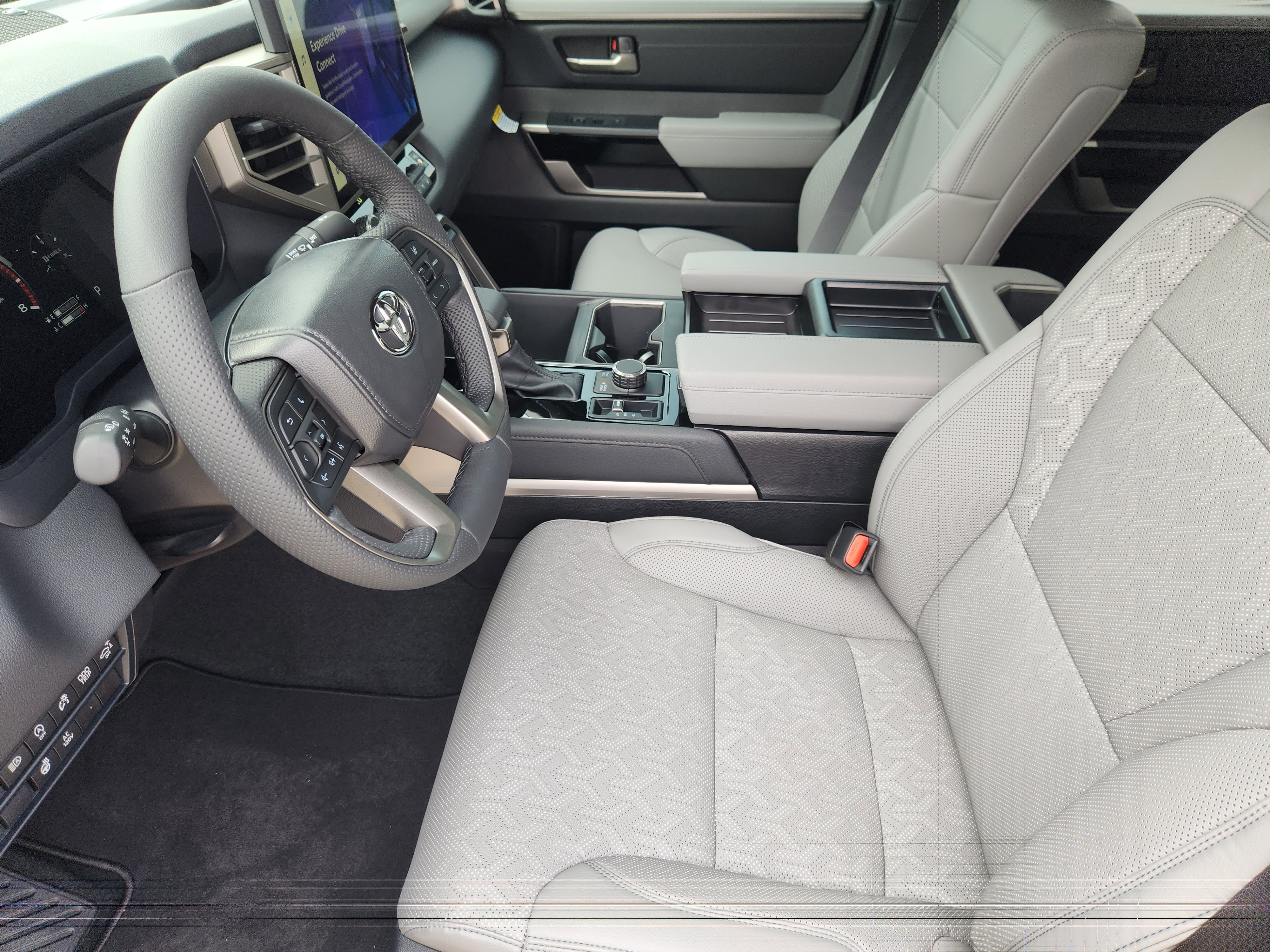 Vehicle image 9 of 23