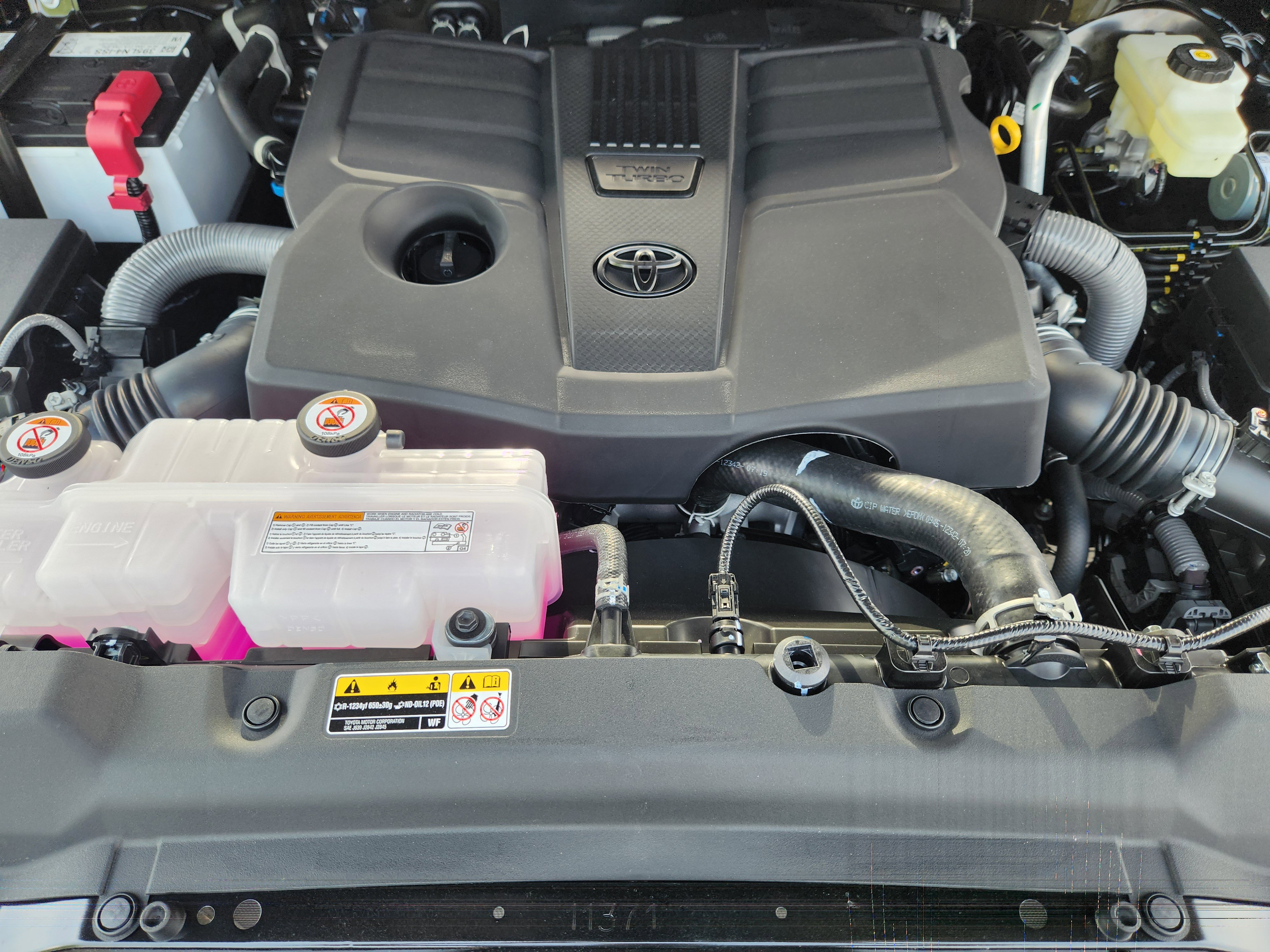 Vehicle image 22 of 23