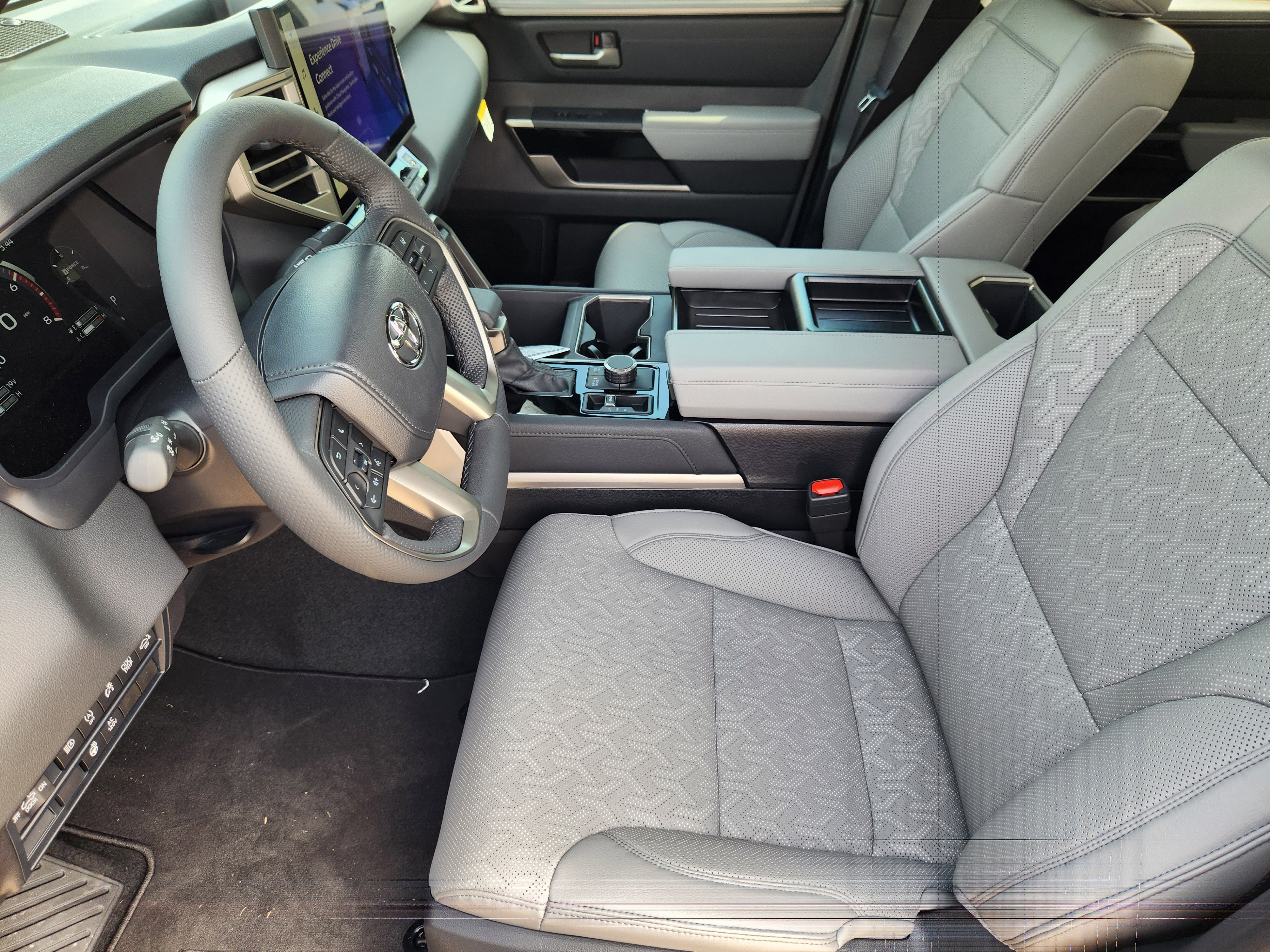 Vehicle image 9 of 23