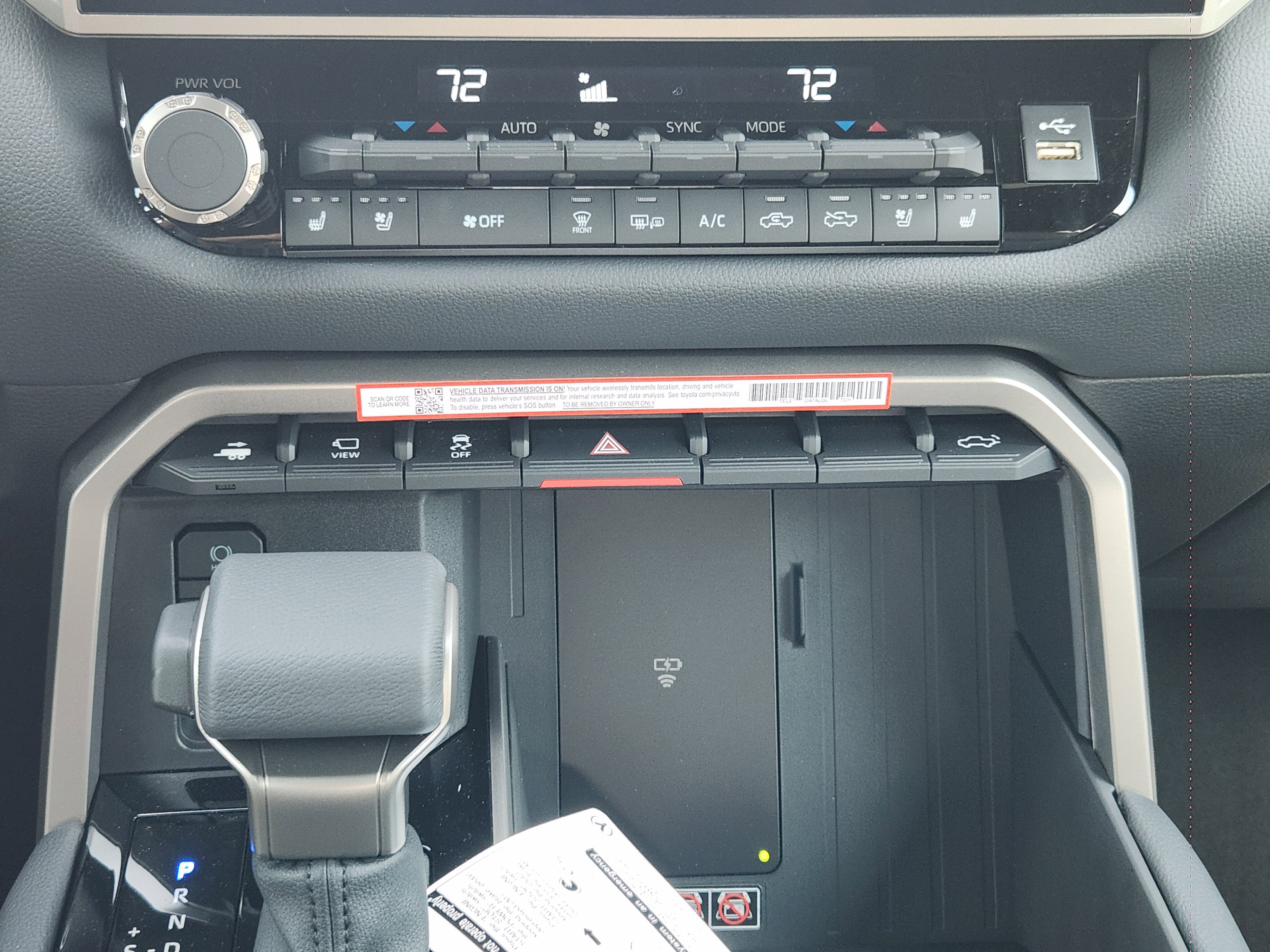 Vehicle image 14 of 23