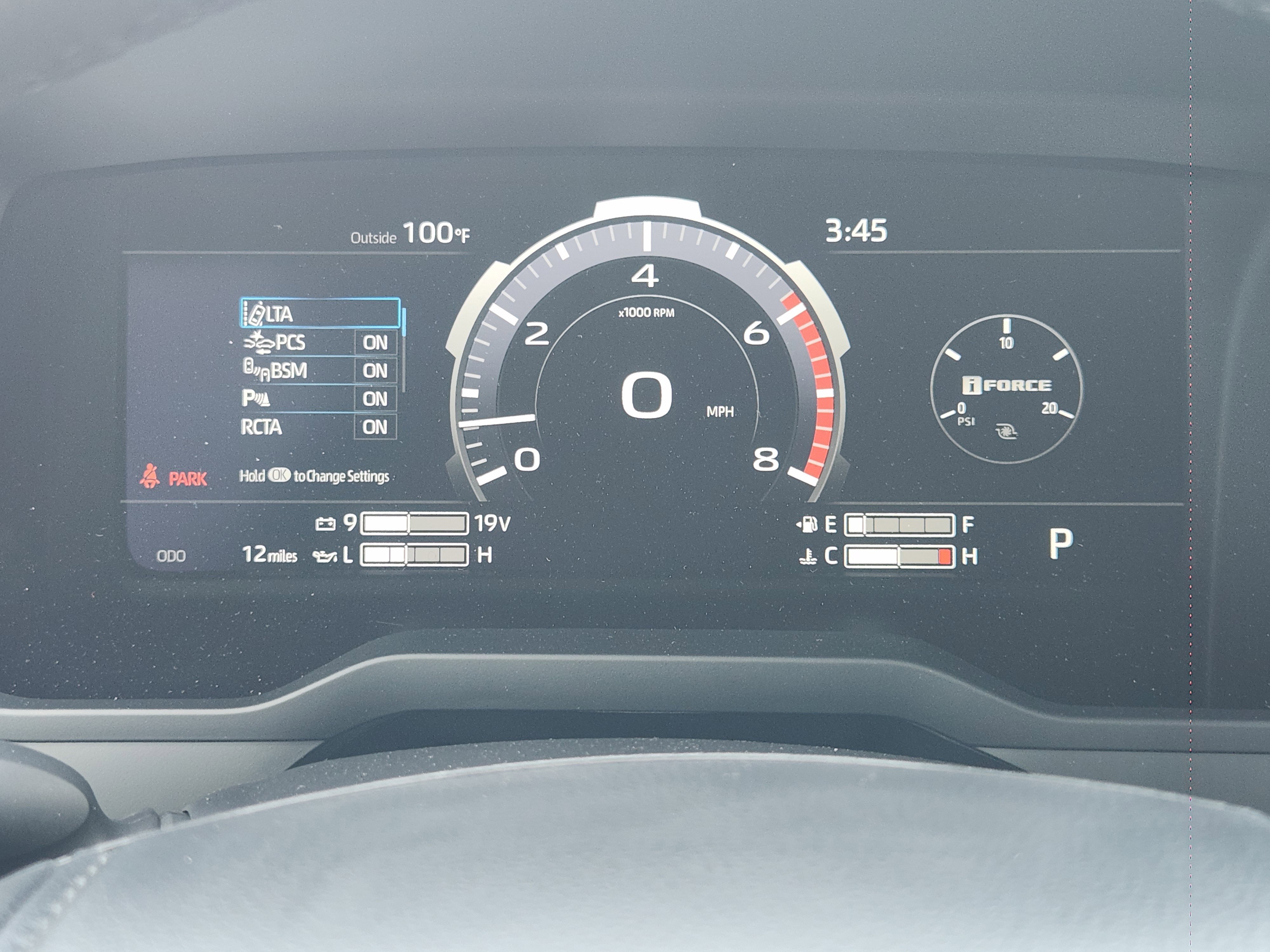 Vehicle image 11 of 23