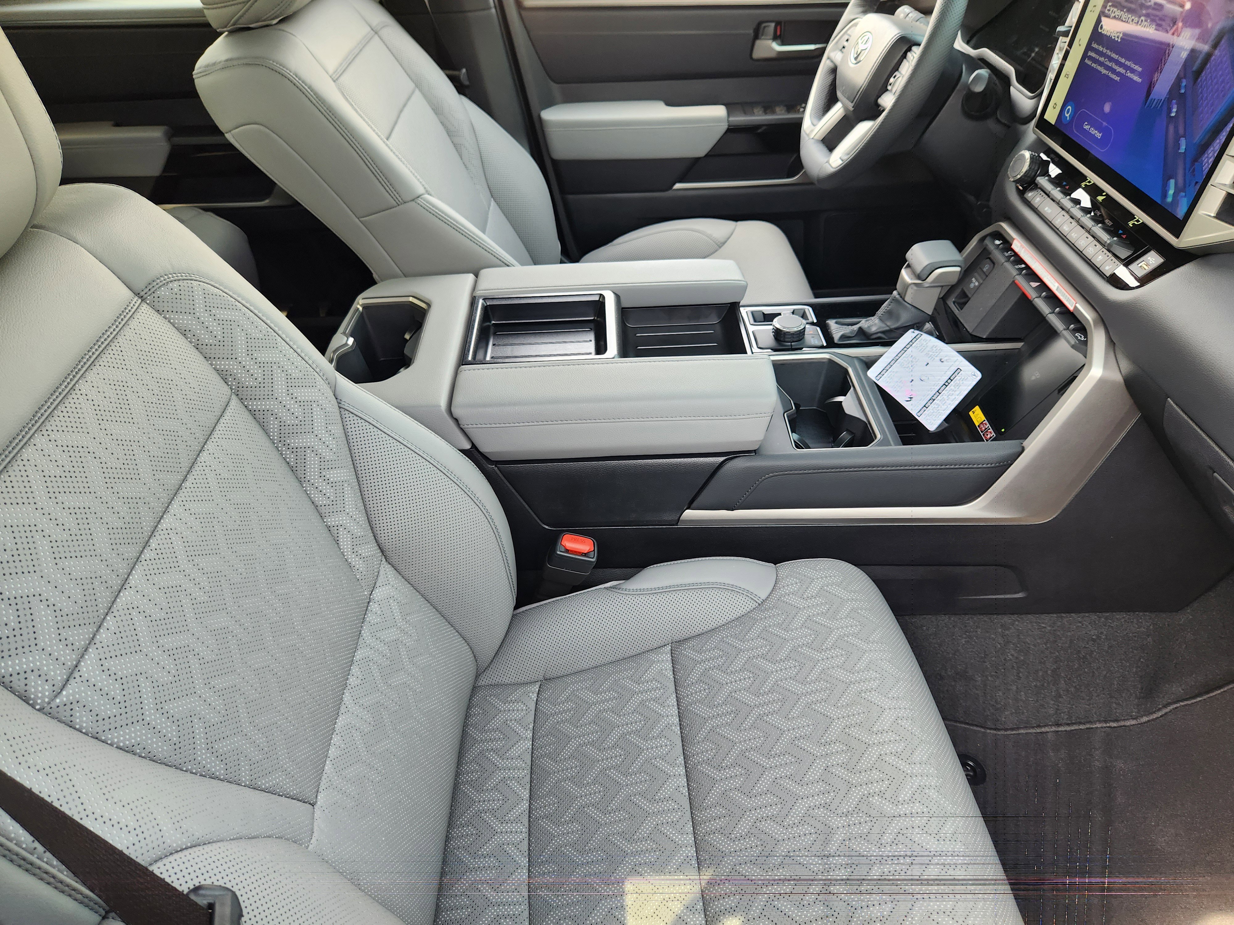 Vehicle image 10 of 23