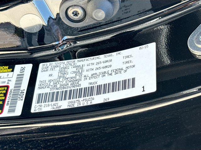 Vehicle image 40 of 49