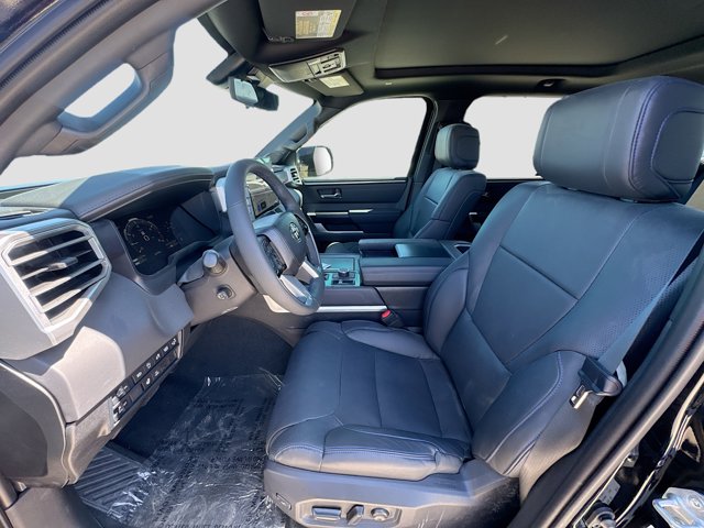 Vehicle image 13 of 49