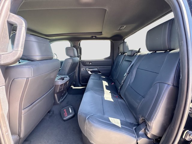 Vehicle image 31 of 49