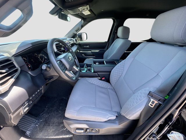 Vehicle image 12 of 39