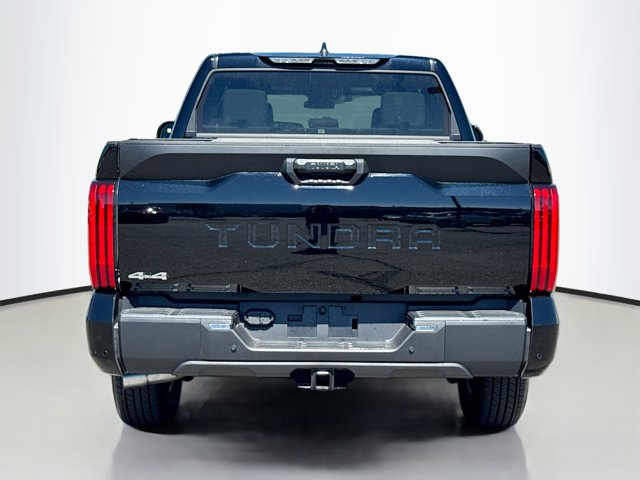 Vehicle image 6 of 39