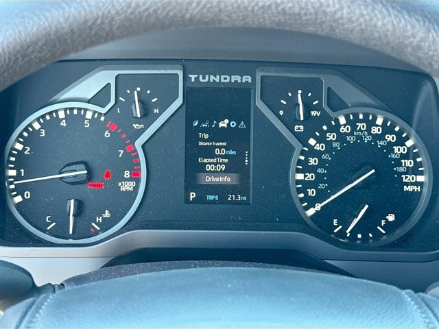 Vehicle image 16 of 39