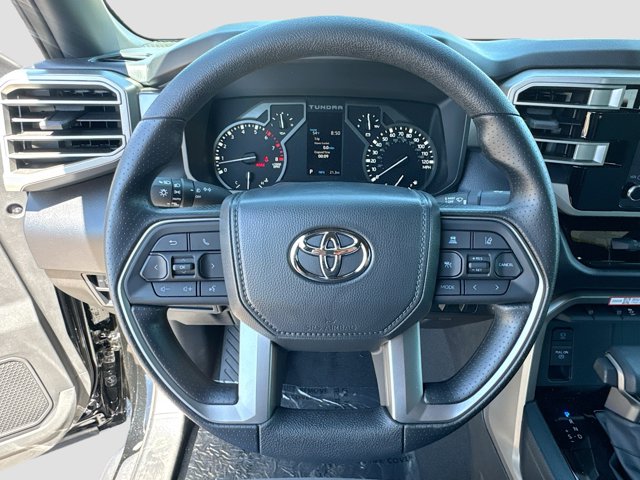 Vehicle image 15 of 39