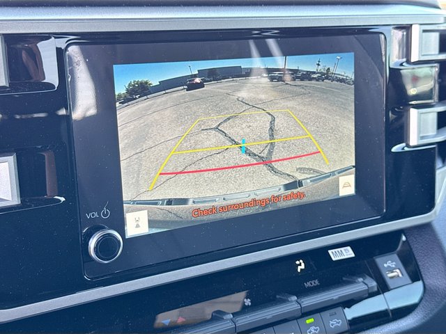 Vehicle image 19 of 39