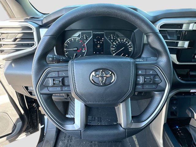 Vehicle image 15 of 37