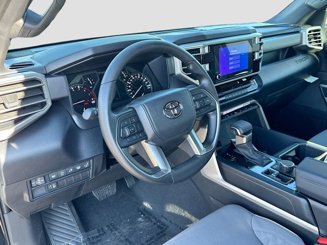 Vehicle image 10 of 37
