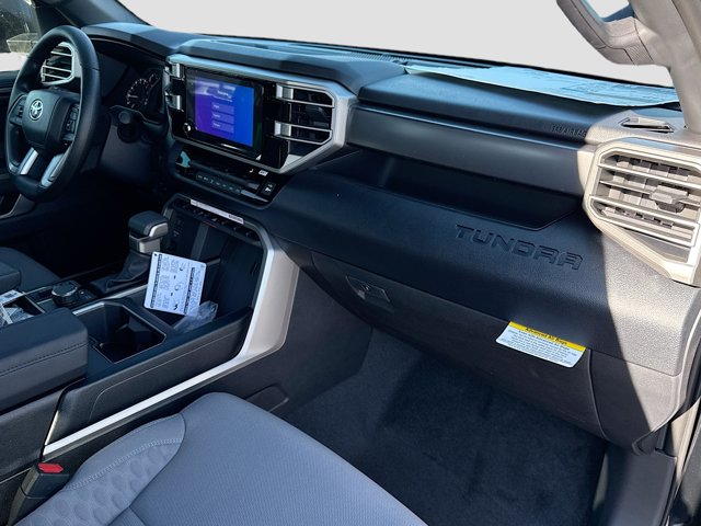 Vehicle image 34 of 37