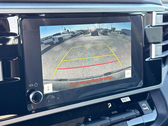 Vehicle image 19 of 37