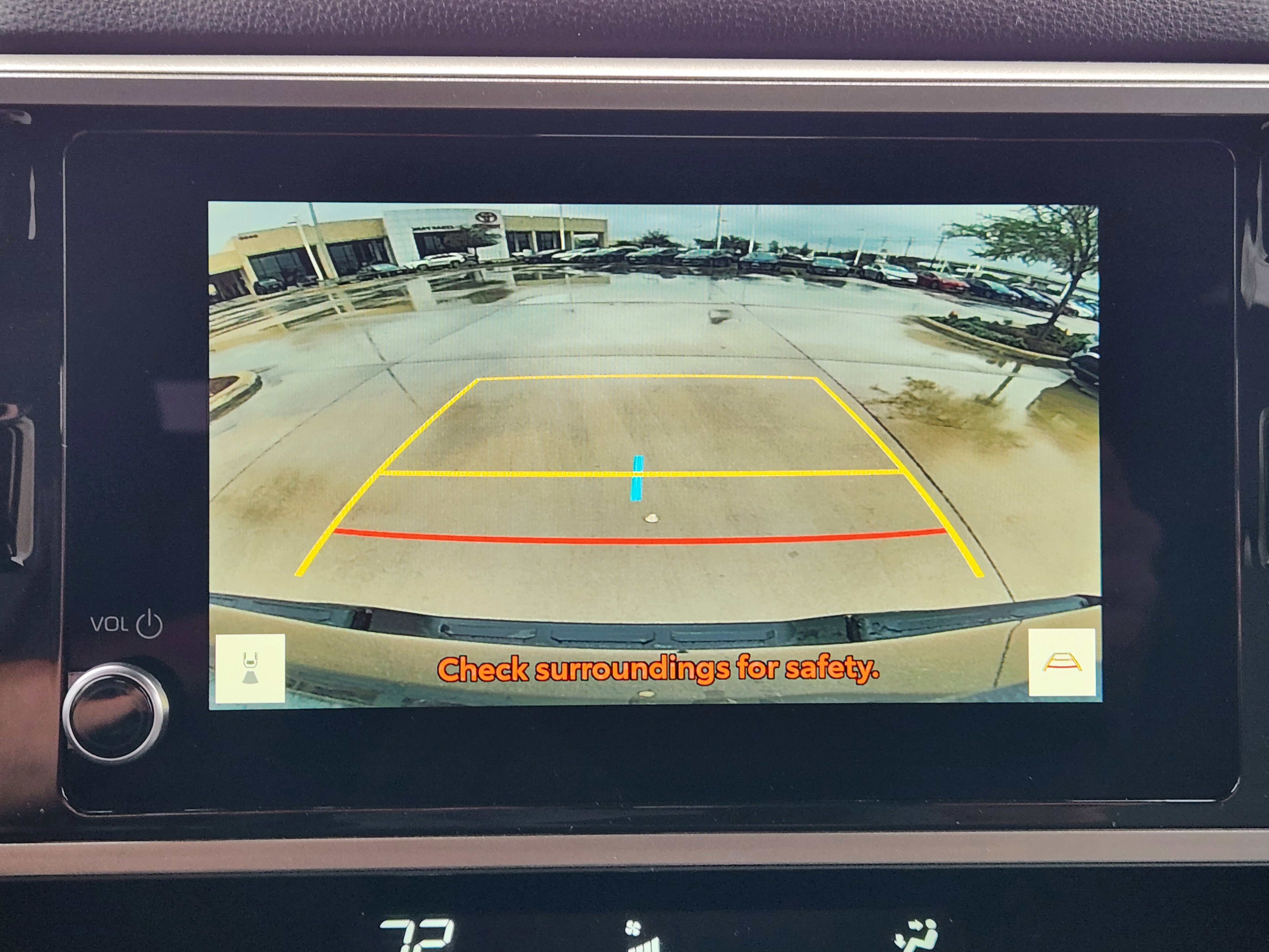Vehicle image 15 of 24