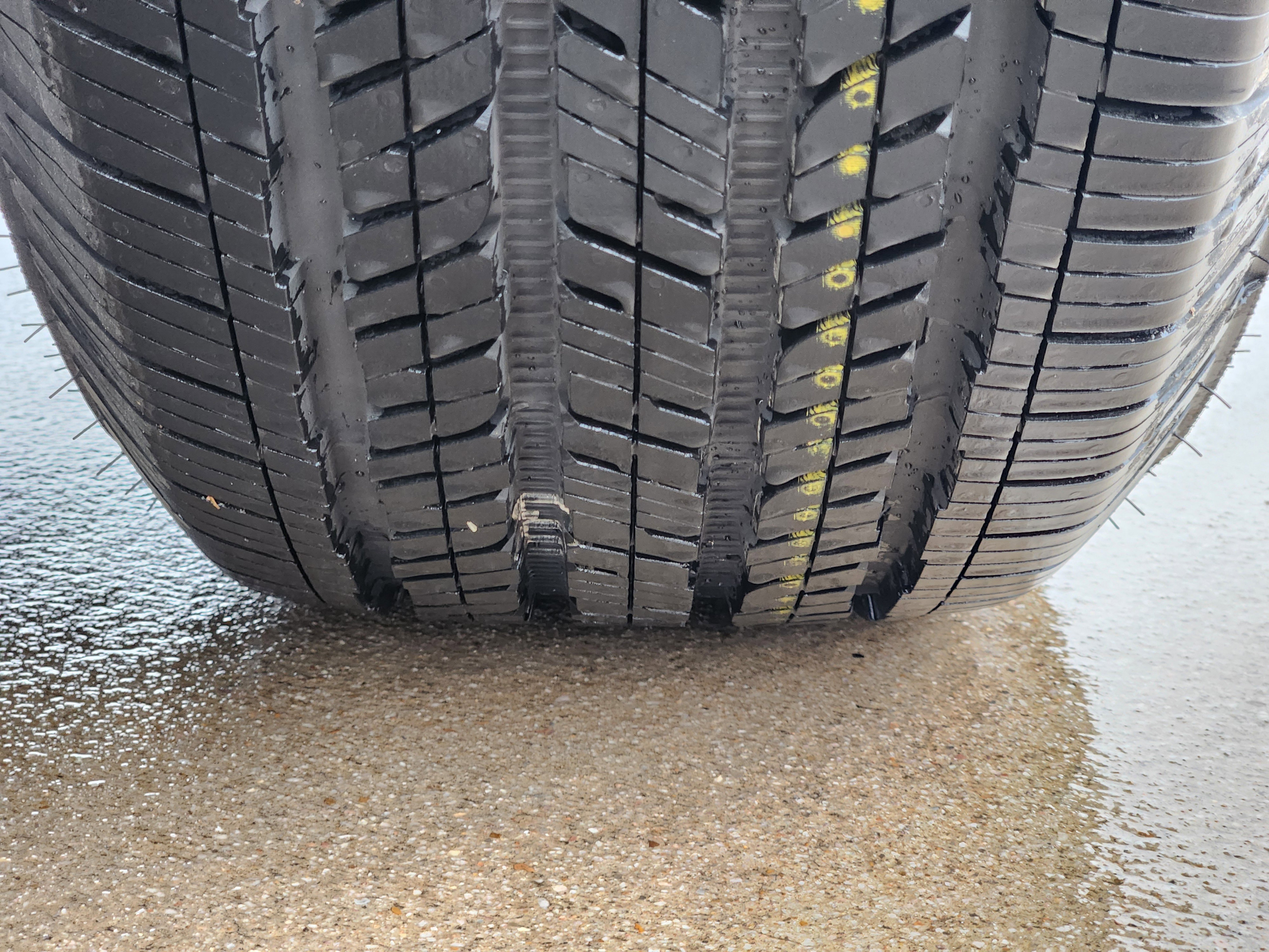 Vehicle image 8 of 24