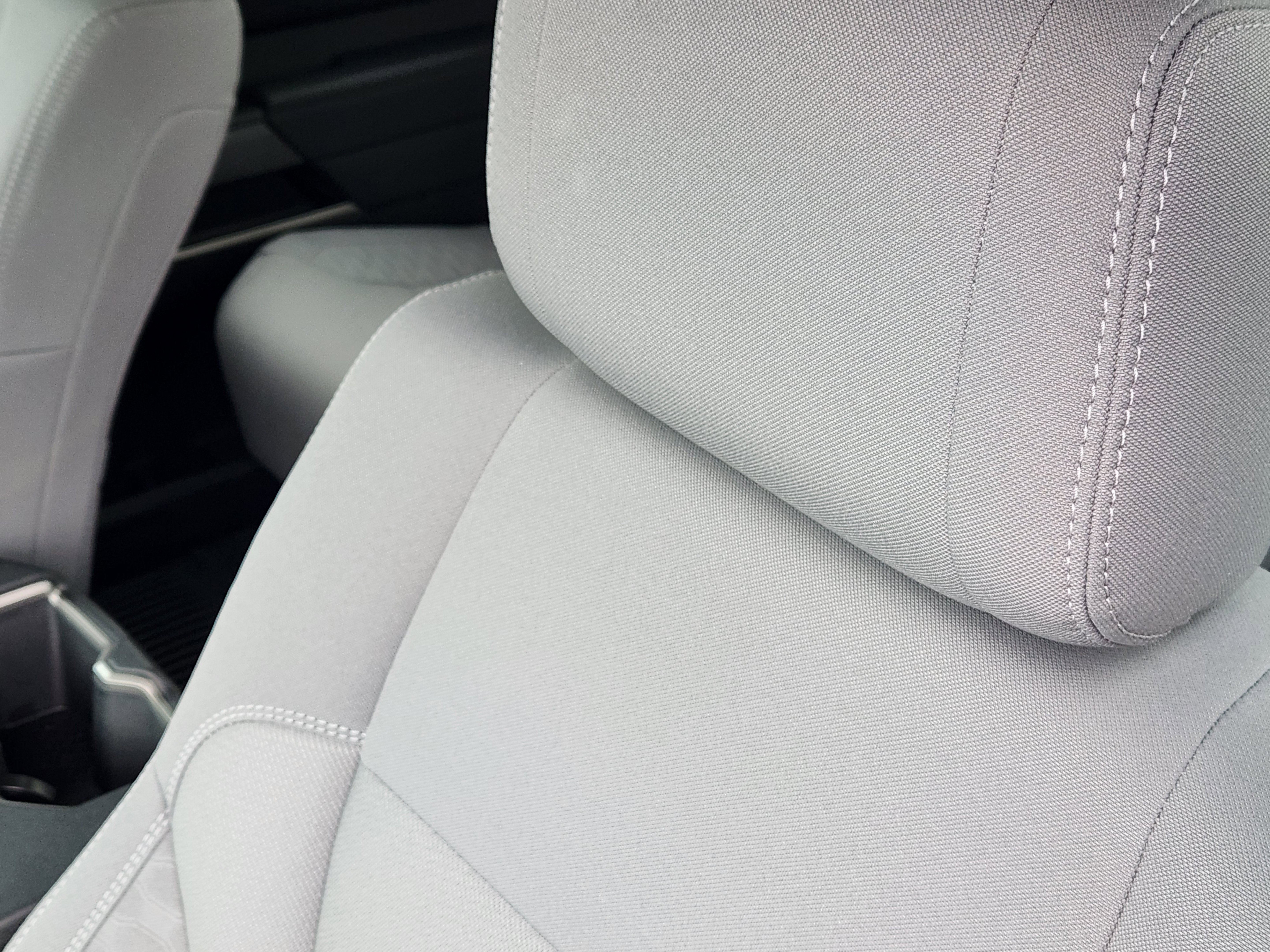 Vehicle image 12 of 24