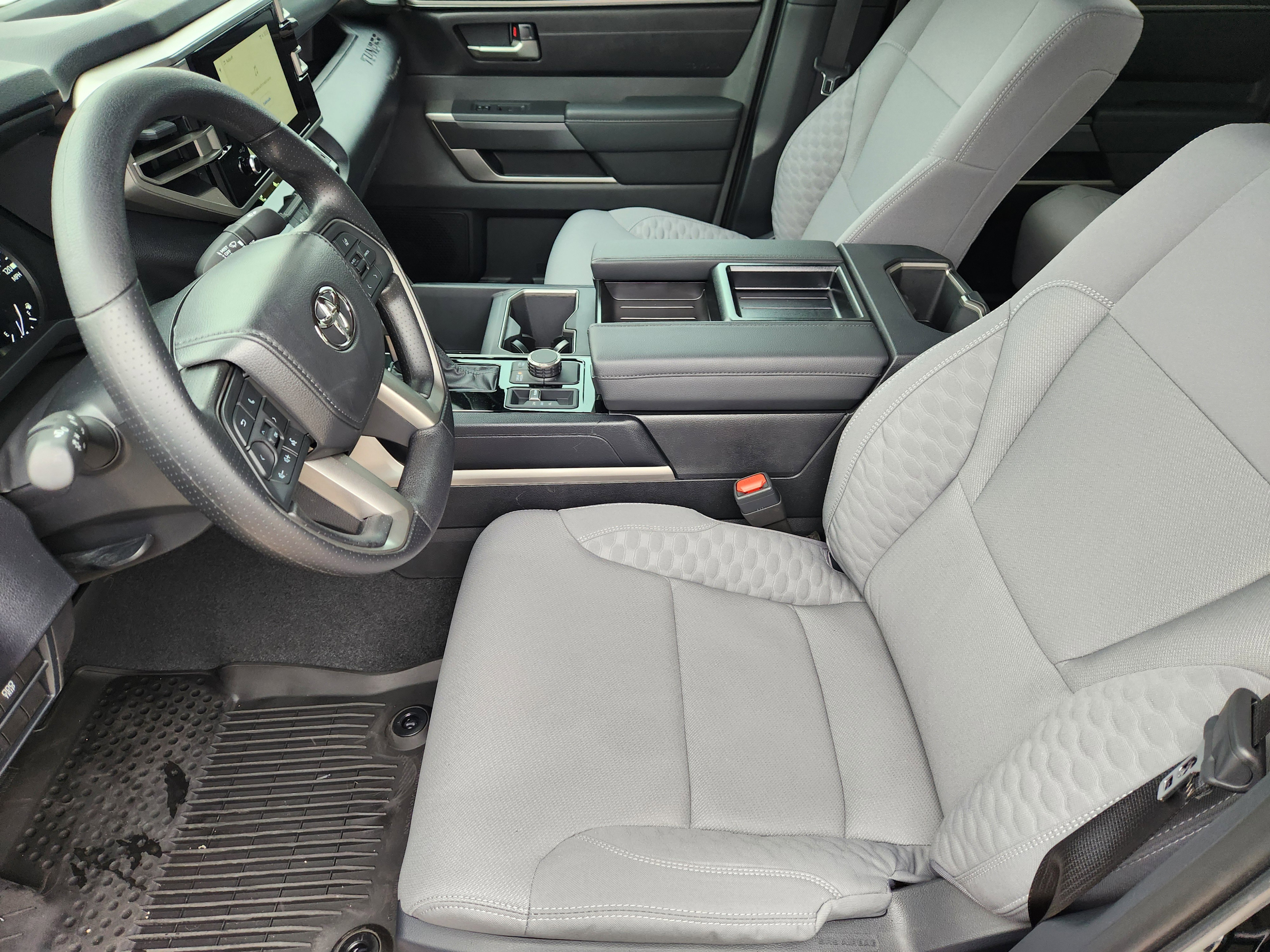 Vehicle image 10 of 24