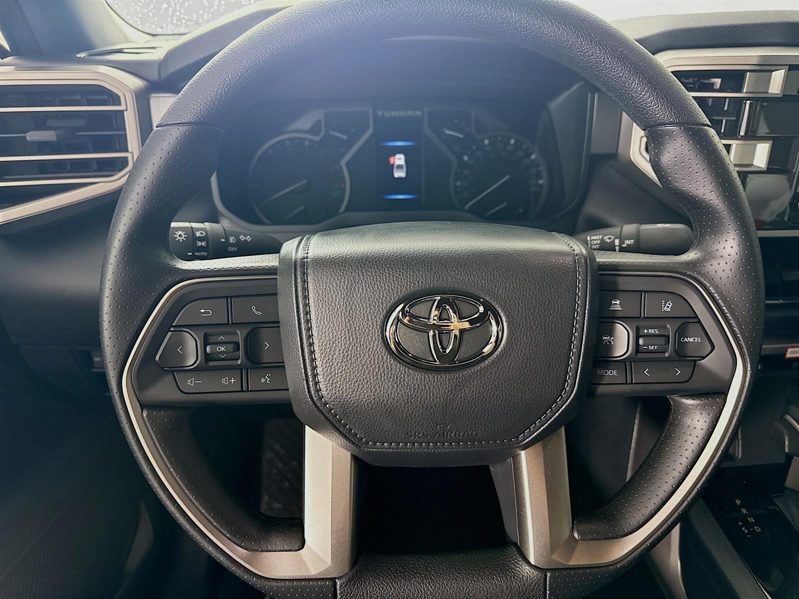 Vehicle image 16 of 46