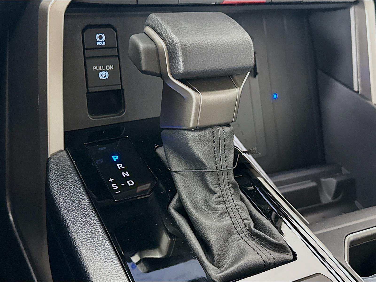 Vehicle image 29 of 46