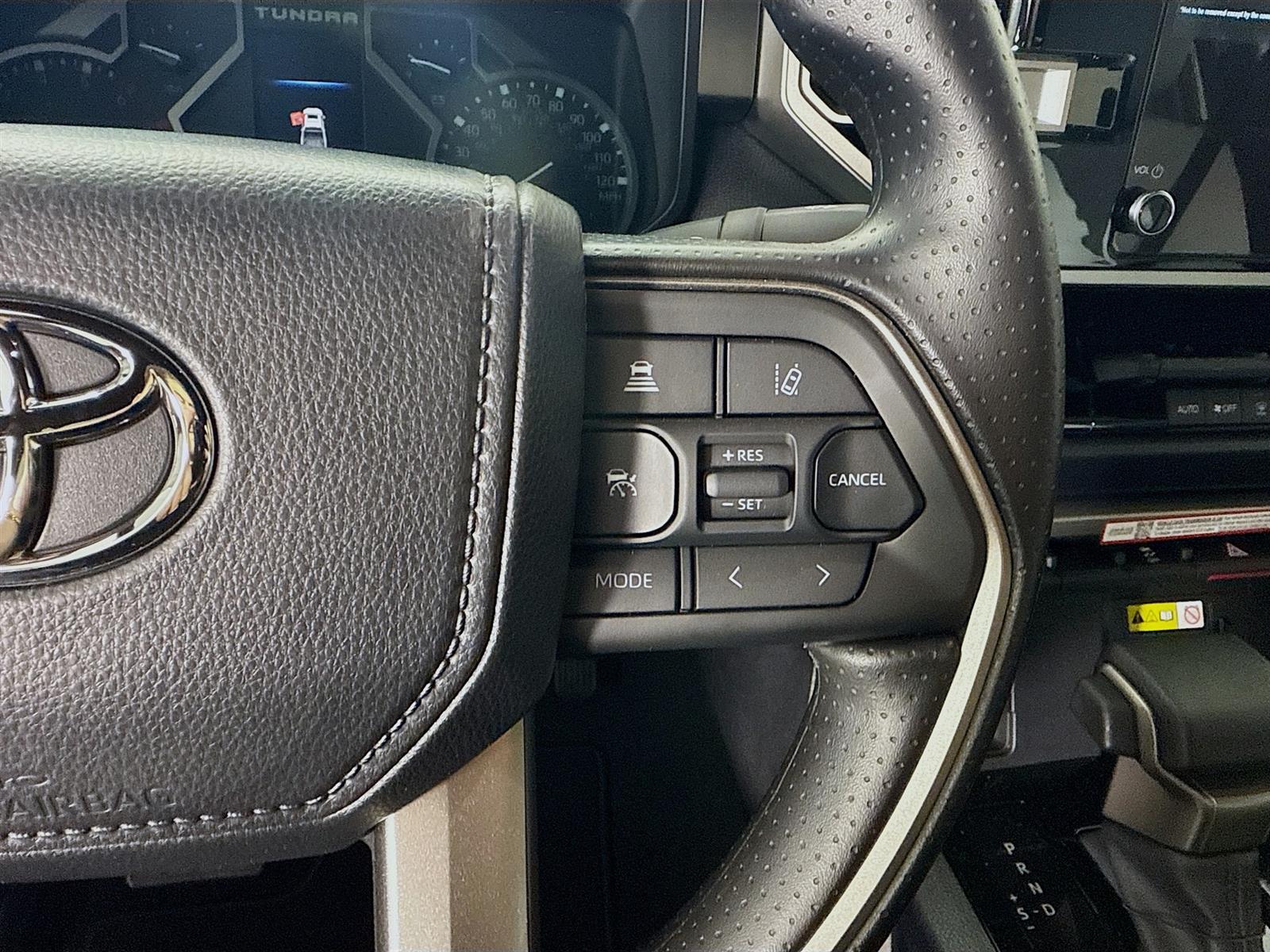 Vehicle image 18 of 46