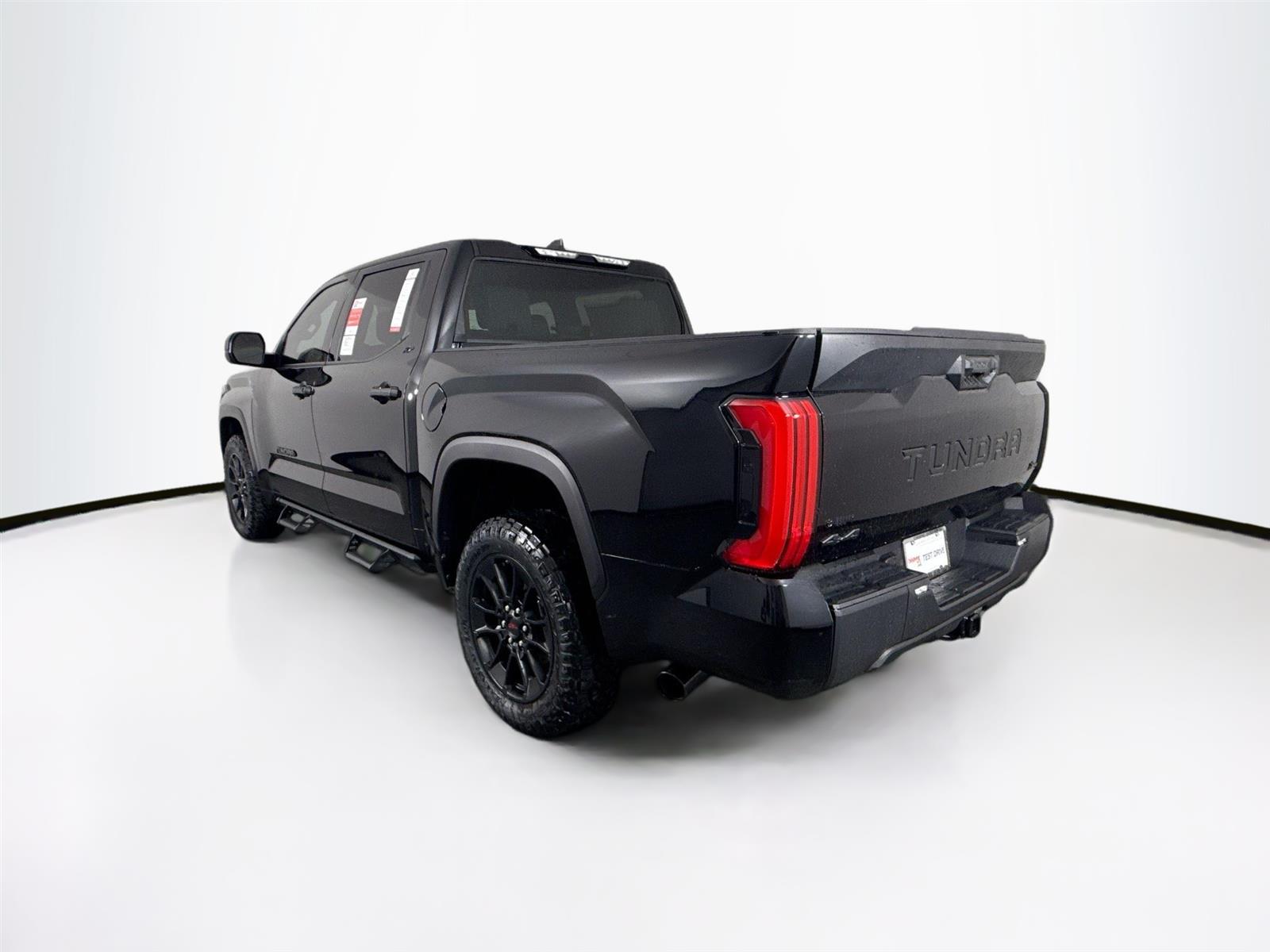 Vehicle image 8 of 46