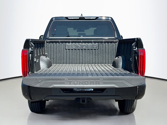 Vehicle image 11 of 35