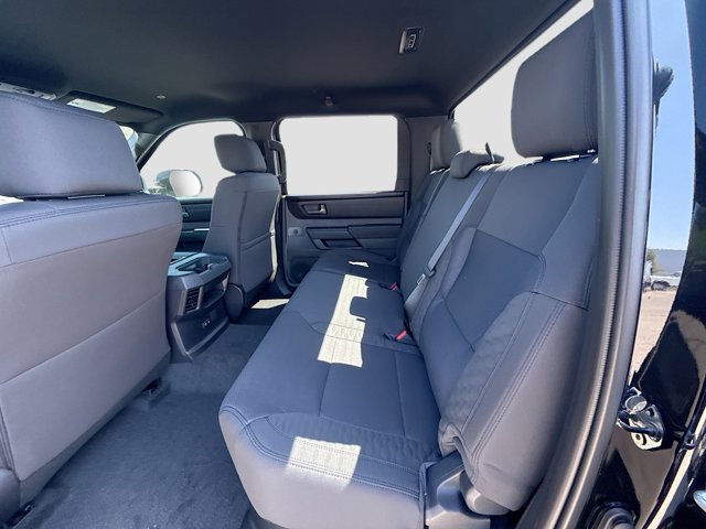 Vehicle image 14 of 35