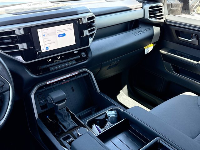 Vehicle image 19 of 35