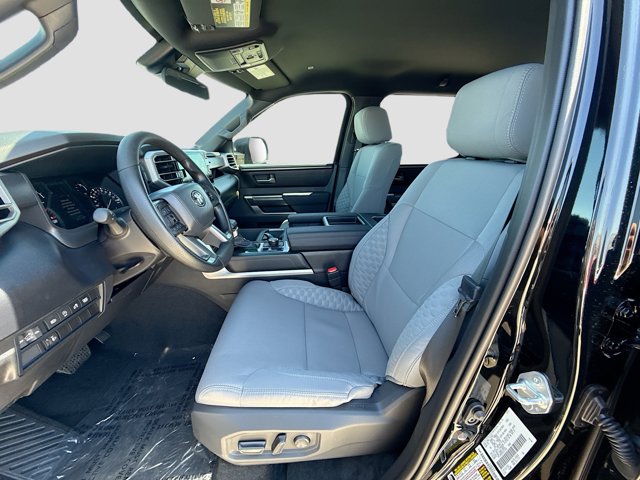 Vehicle image 15 of 35