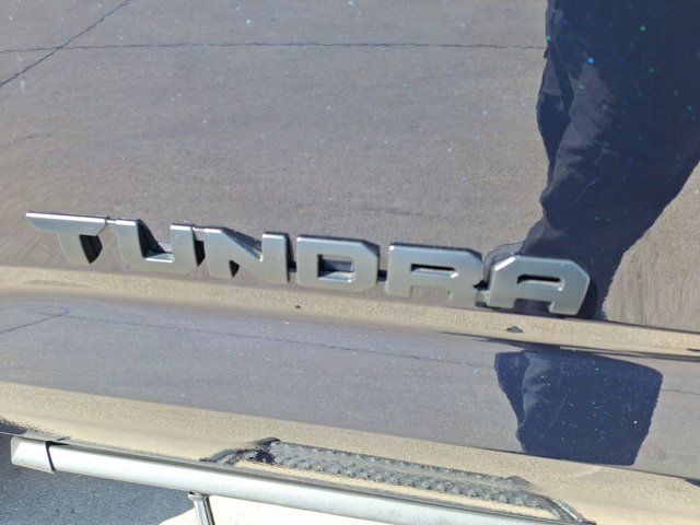 Vehicle image 14 of 35