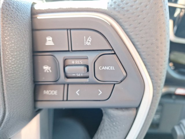 Vehicle image 22 of 35