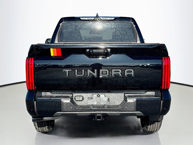 Vehicle image 6 of 40