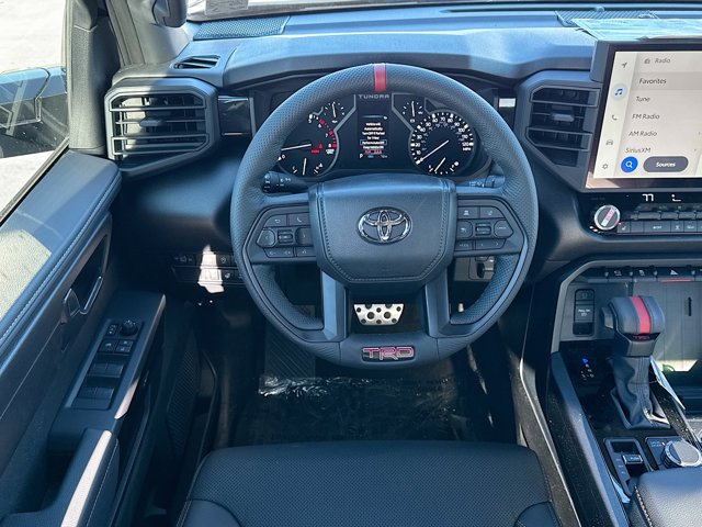 Vehicle image 11 of 40