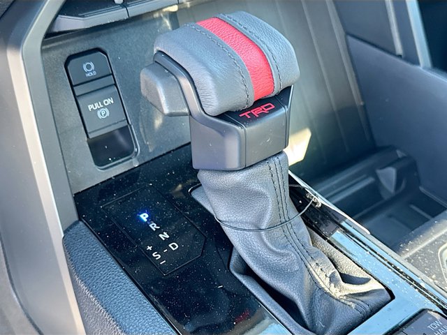 Vehicle image 23 of 40