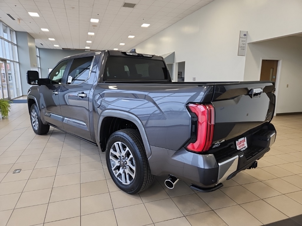 Vehicle image 8 of 29