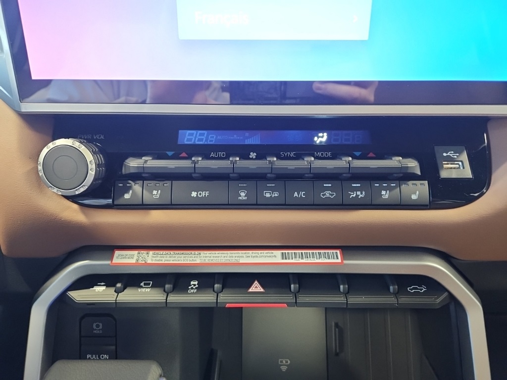 Vehicle image 26 of 29