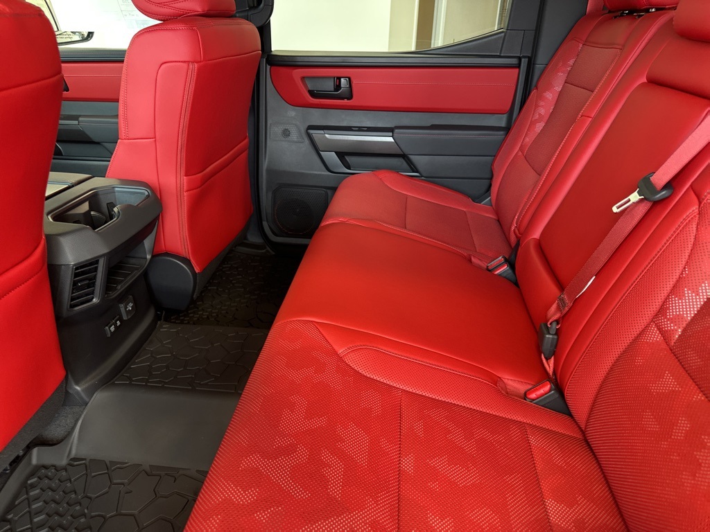 Vehicle image 13 of 30