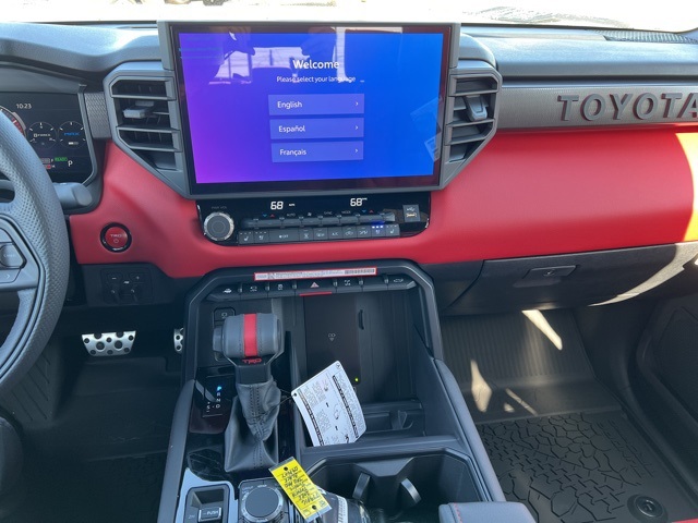 Vehicle image 28 of 35