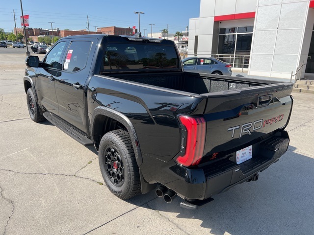 Vehicle image 8 of 35