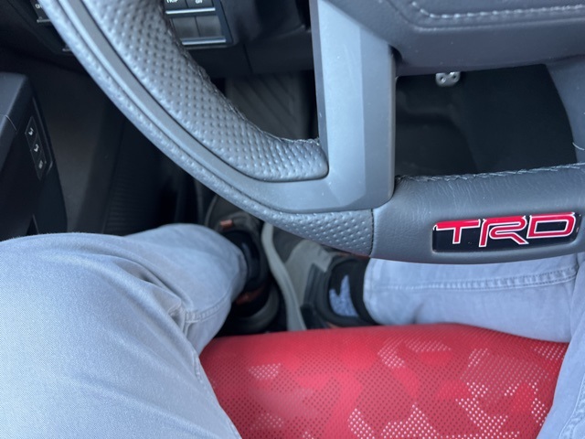 Vehicle image 19 of 35