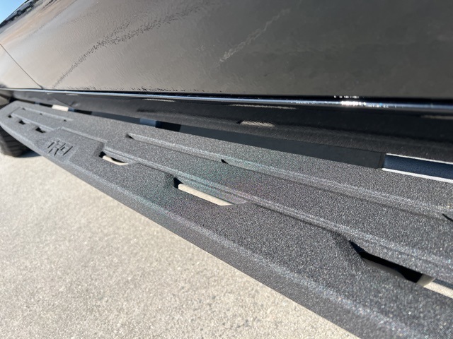 Vehicle image 11 of 35