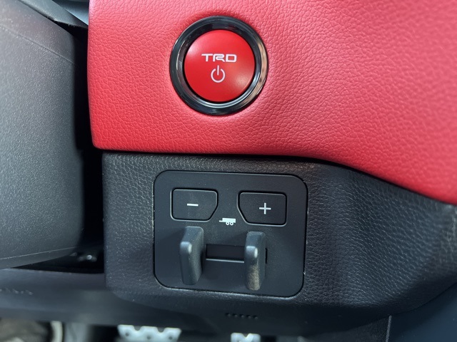 Vehicle image 24 of 35